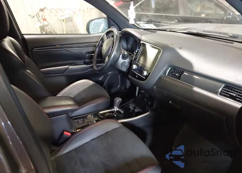 2020 Mitsubishi Outlander Es 2.4 S-Awc/Le 2.4 S-Awc/Se 2.4 S-Awc/Sel 2.4 S-Awc/Sp 2.4 S-Awc z USA, uszkodzony, nr VIN JA4AZ3A32LZ047562